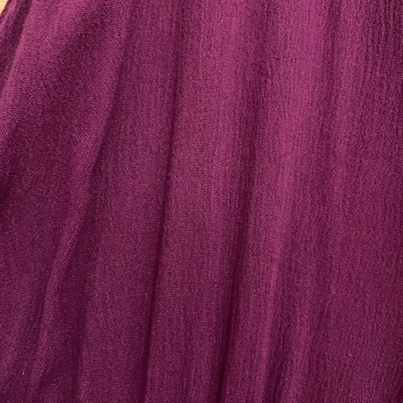 Women’s Midi Dress with V Neck & Back - Picture 9 of 9